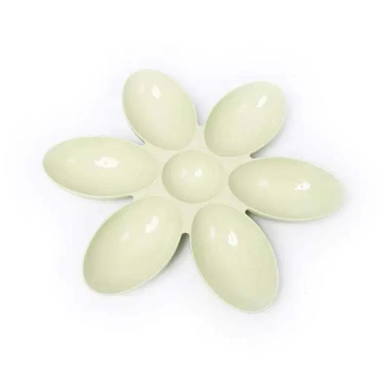 Pet aPlatter with Petal-Shaped Dog Bowls